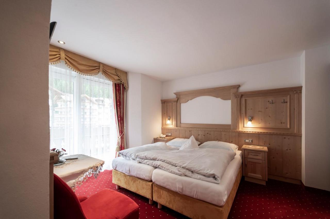 Garni B&B Schenk Selva di Val Gardena Kültér fotó